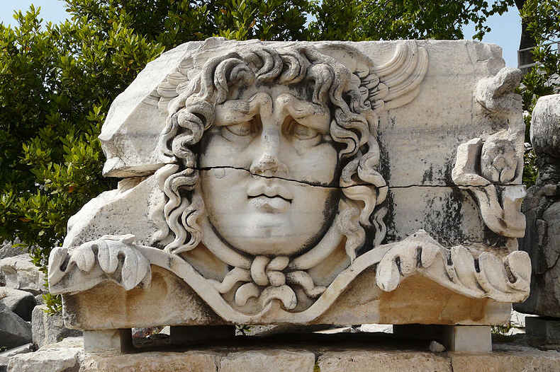Medusa Efsanesi - görsel 1