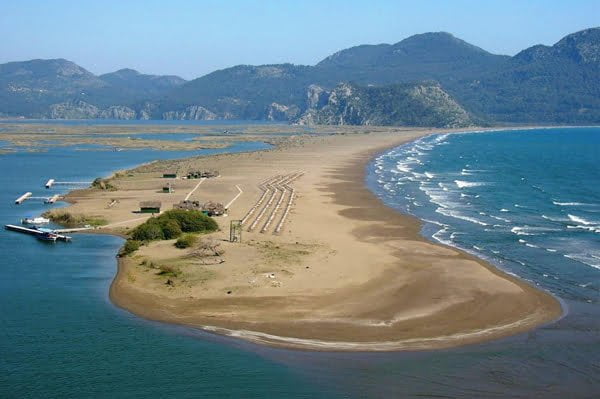 Çeşme Plajları – Çeşme’de Nerede Denize Girilir? - görsel 3